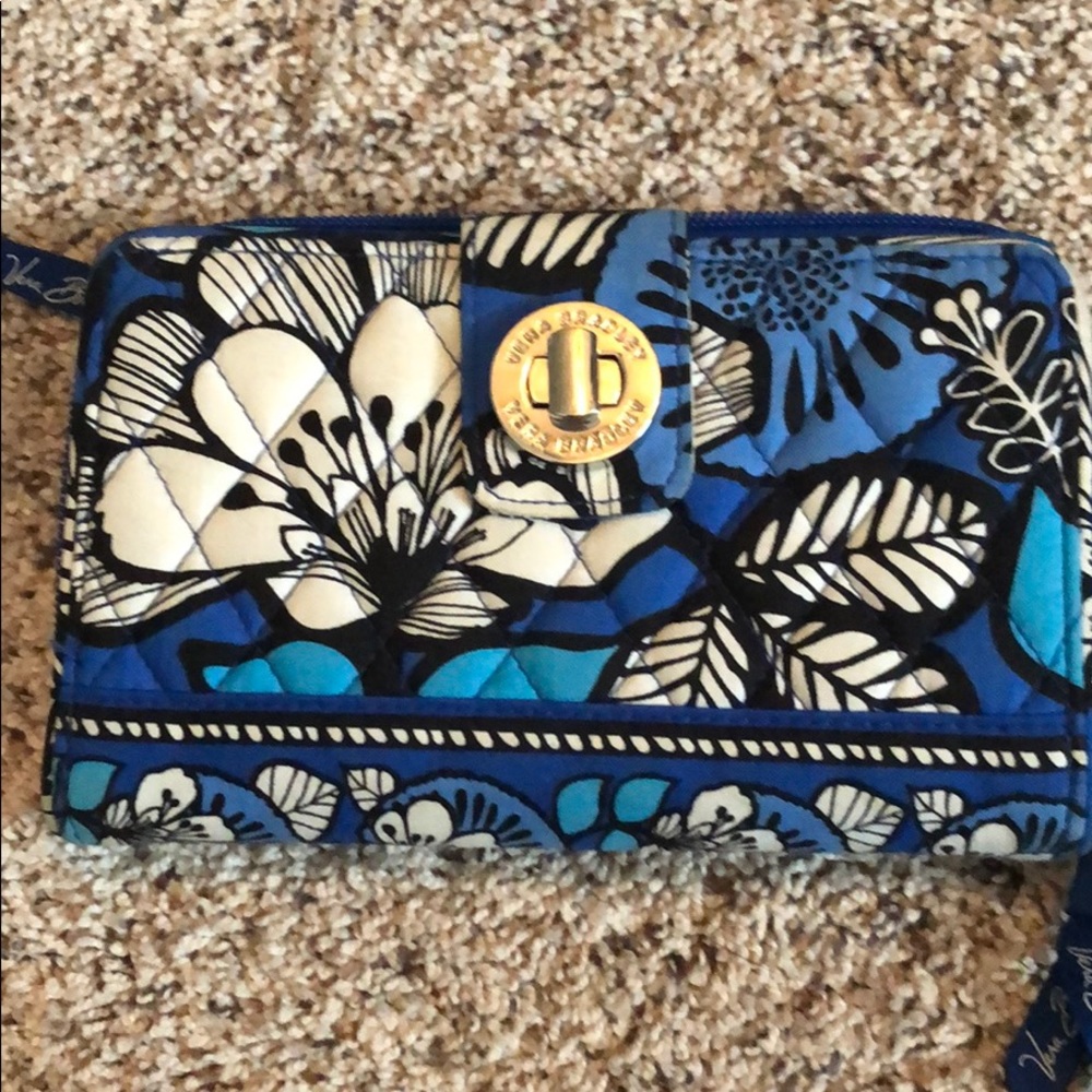 Vera Bradley wallet